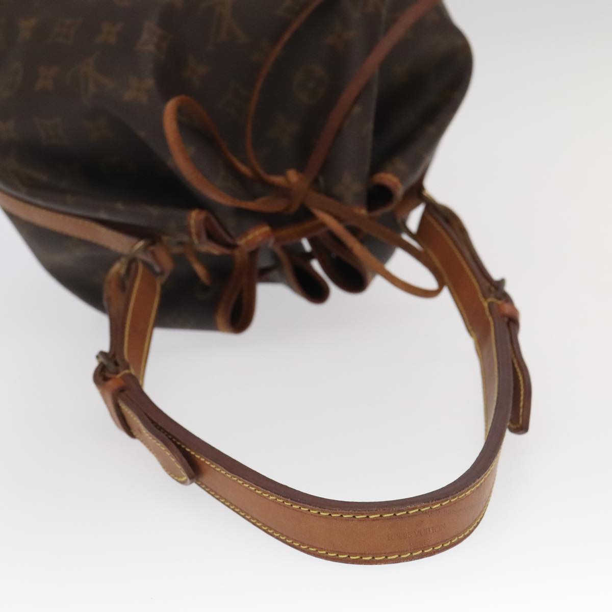 LOUIS VUITTON Monogram Petit Noe Shoulder Bag M42226 LV Auth ep6761