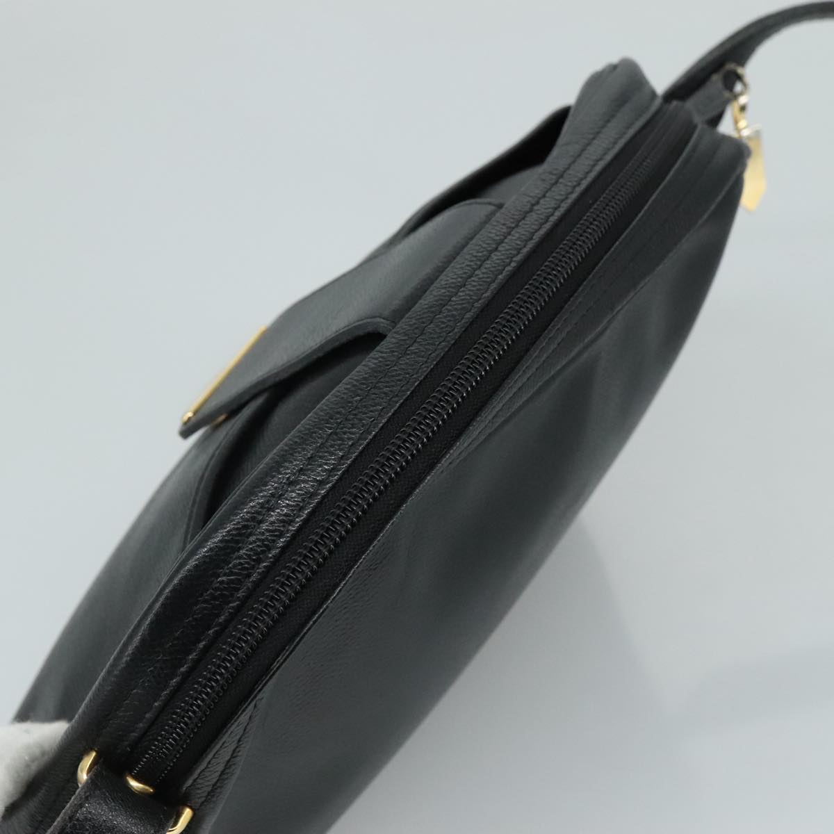 SAINT LAURENT Shoulder Bag Leather Black Auth ep7219