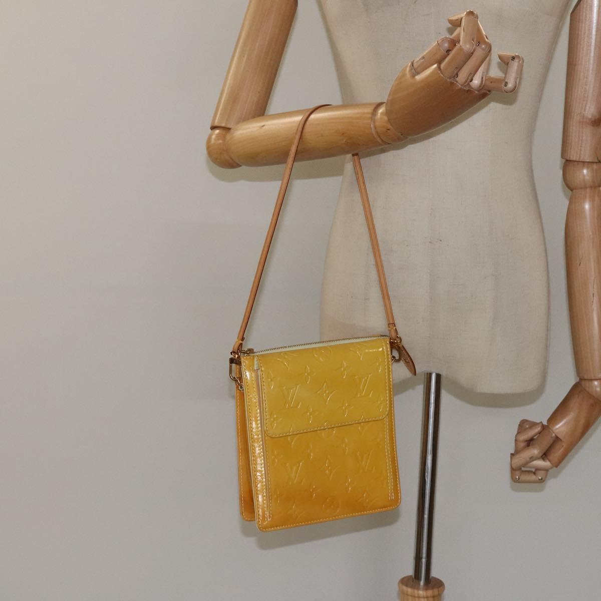 LOUIS VUITTON Monogram Vernis Motto Pouch Lime Yellow M91059 LV Auth ep7977