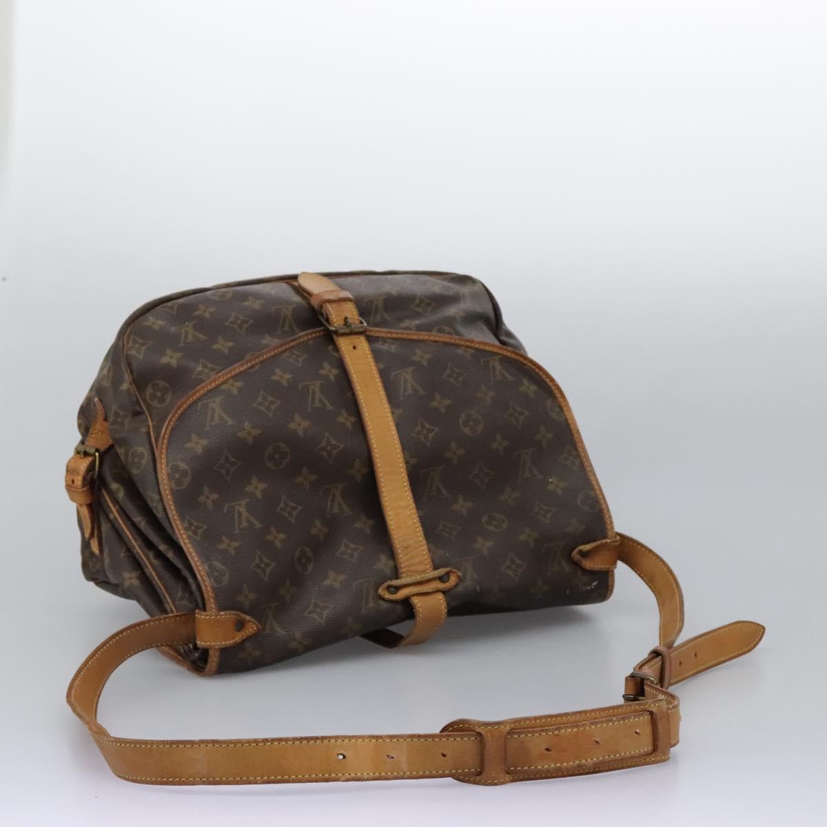 LOUIS VUITTON Monogram Saumur 35 Shoulder Bag M42254 LV Auth ep8310
