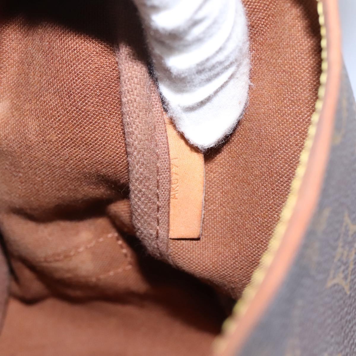 LOUIS VUITTON Monogram Saumur 35 Shoulder Bag M42254 LV Auth ep8310