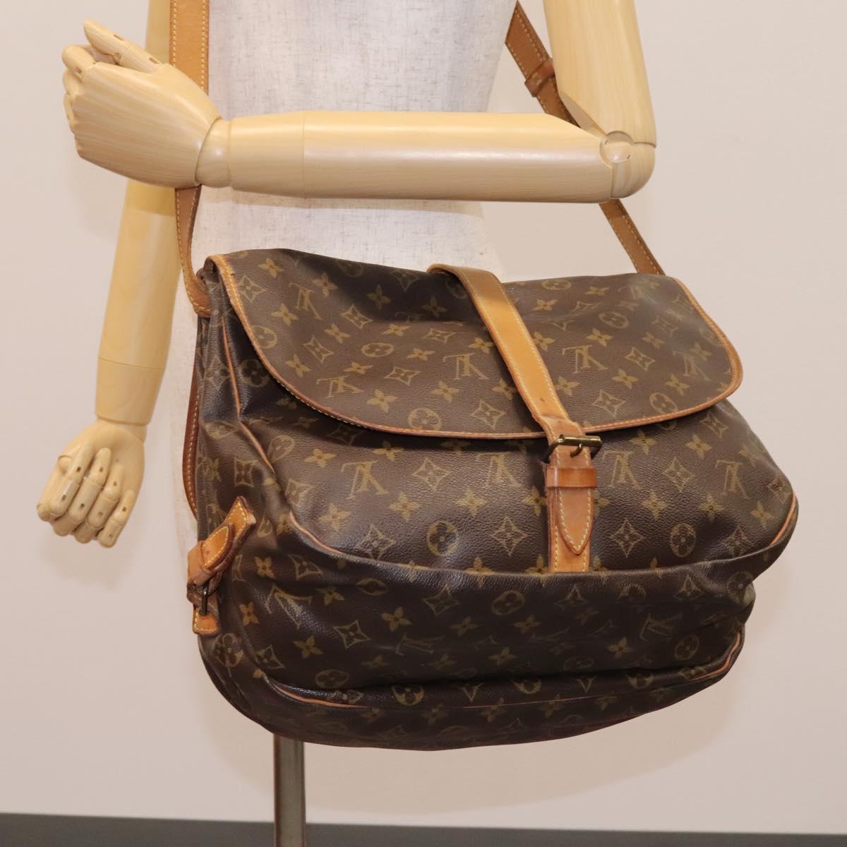 LOUIS VUITTON Monogram Saumur 35 Shoulder Bag M42254 LV Auth ep8310