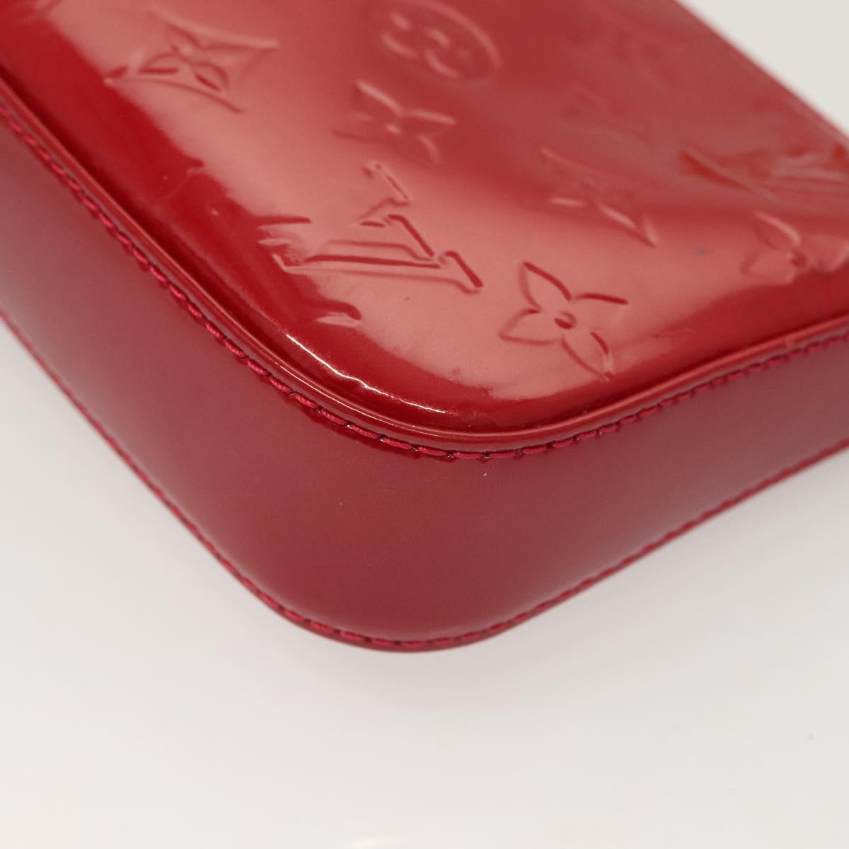 LOUIS VUITTON Vernis Pochette Accessoires Pomme D'amour M91577 LV Auth ep9386