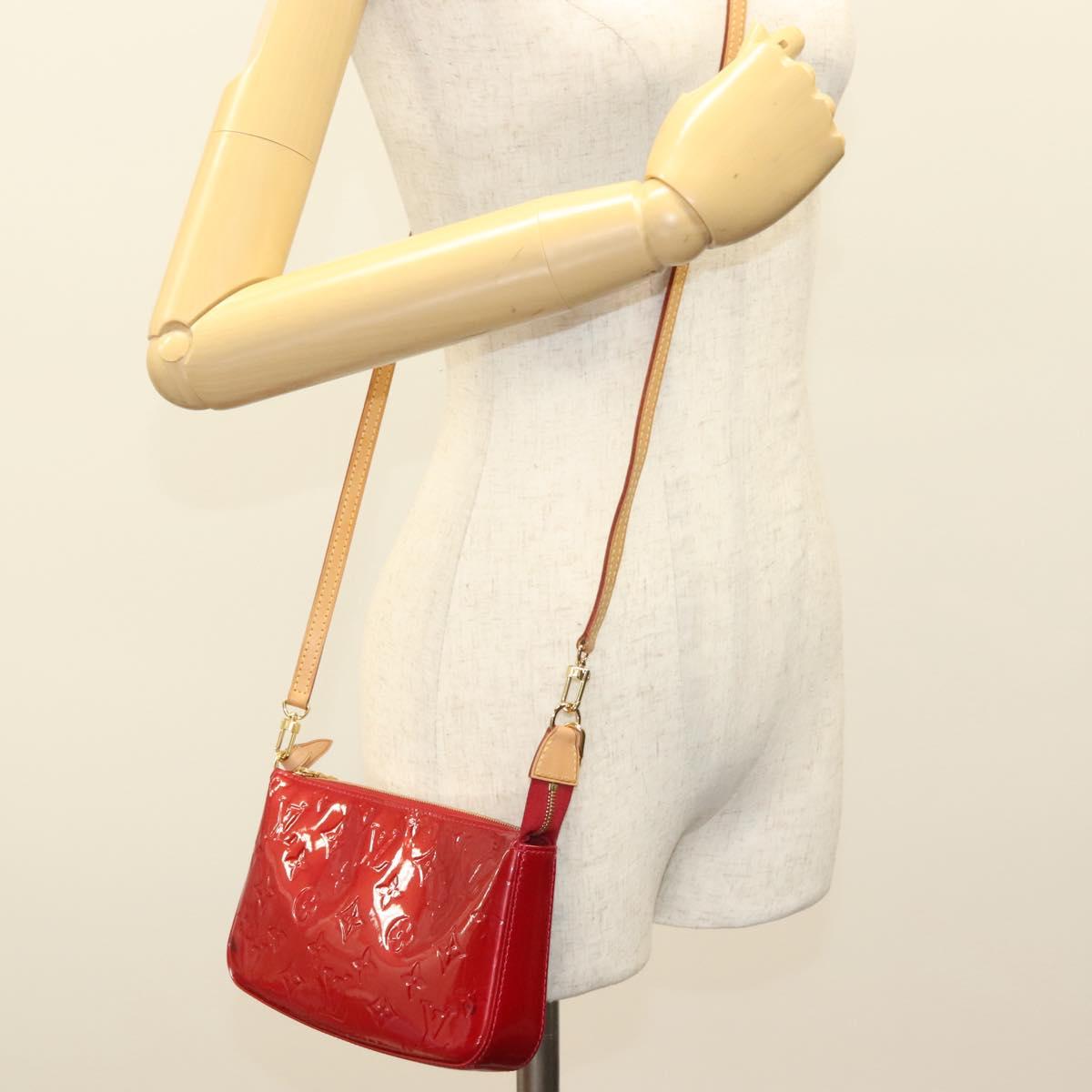 LOUIS VUITTON Vernis Pochette Accessoires Pomme D'amour M91577 LV Auth ep9386