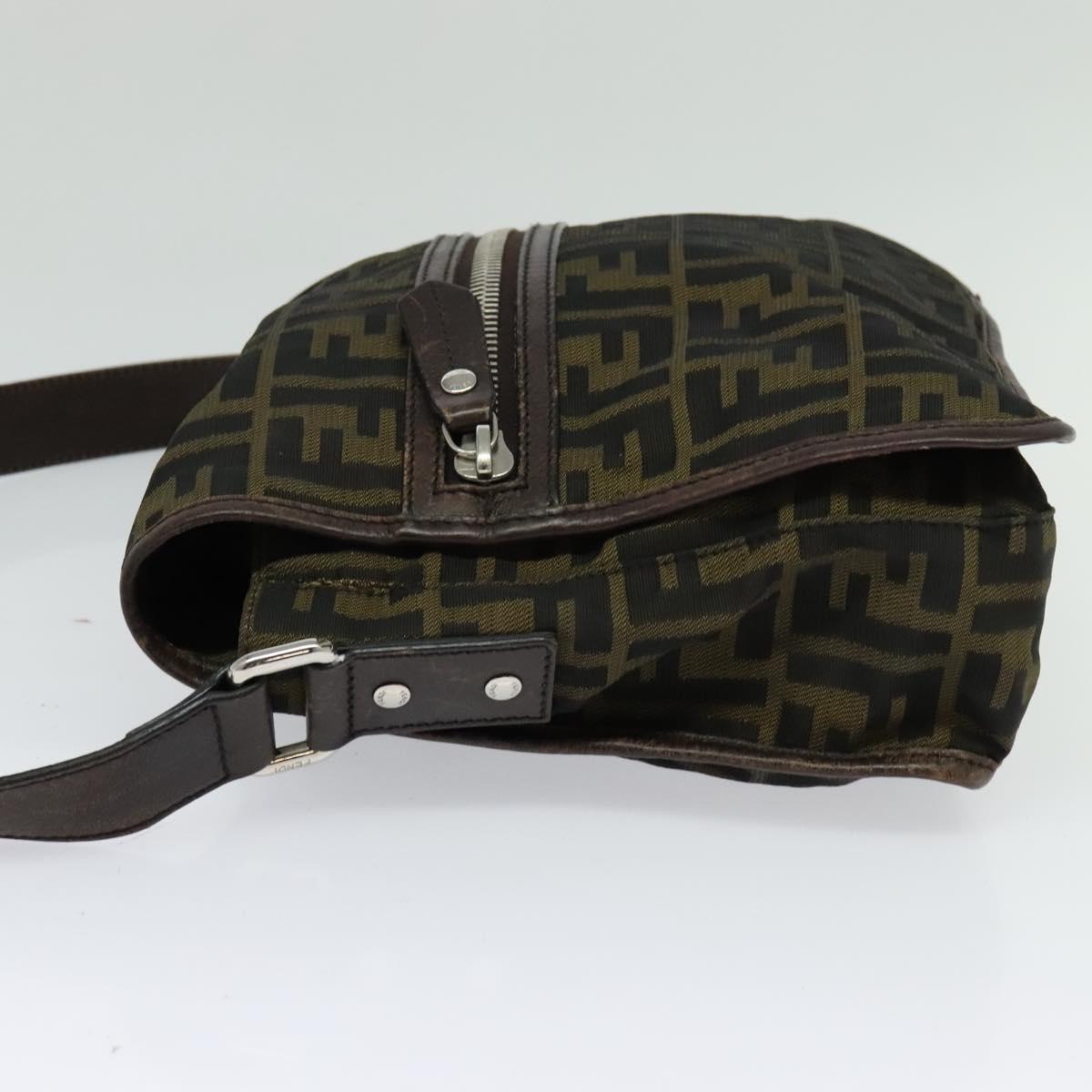 FENDI Zucca Canvas Shoulder Bag Black Brown Auth ep9708