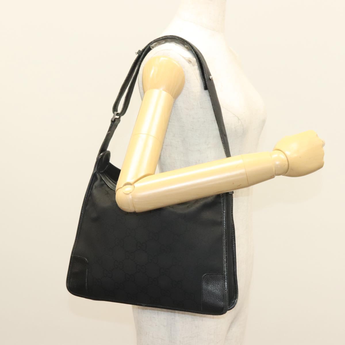 GUCCI GG Canvas Shoulder Bag Black Silver Auth ep9783