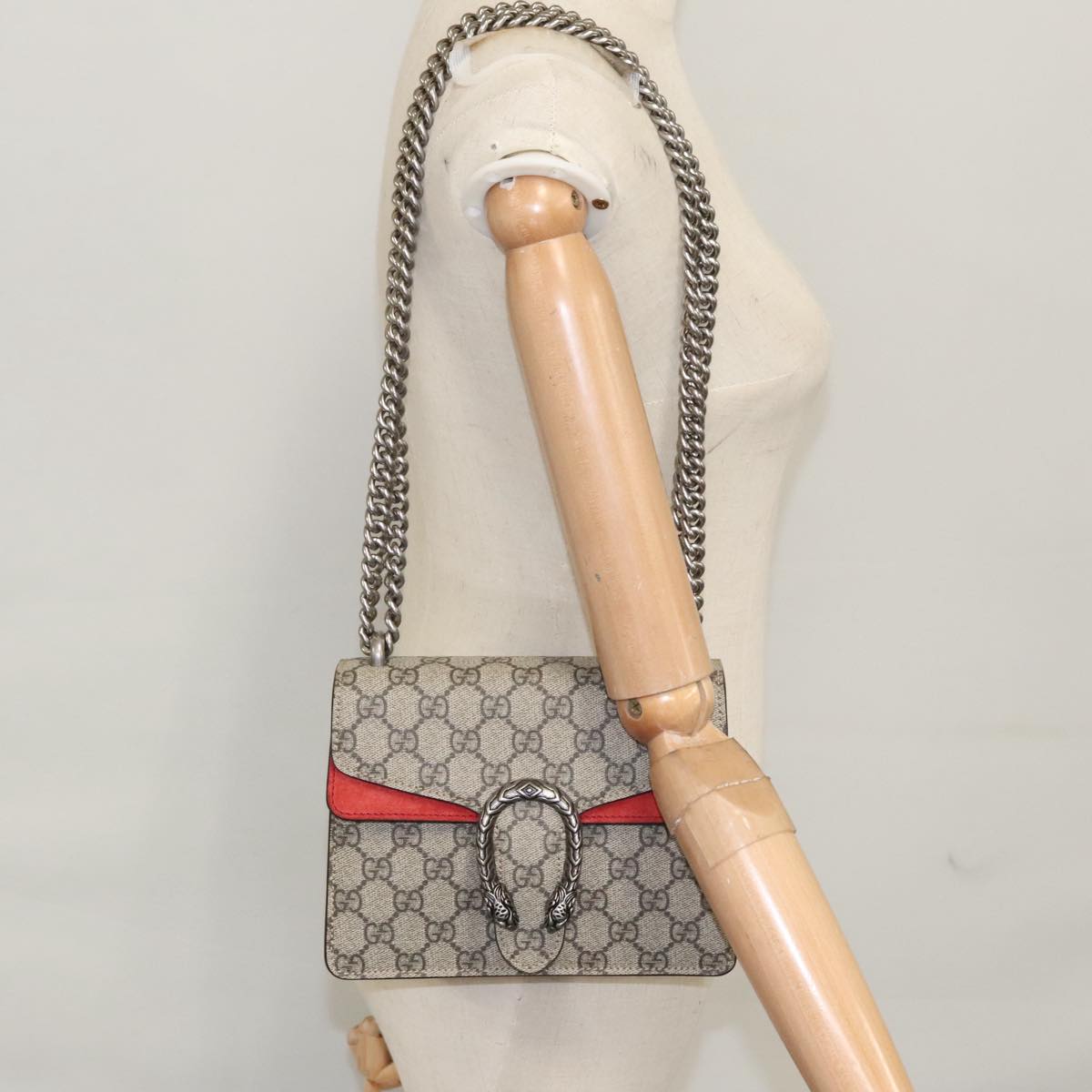 GUCCI GG Supreme Chain Shoulder Bag PVC Leather Beige 421970 Auth FF9914