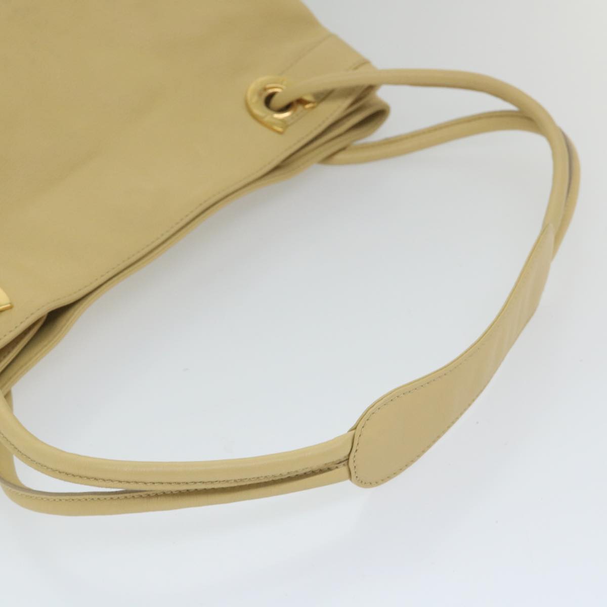 GUCCI Shoulder Bag Leather Beige 002 3754 0301 Auth fm2883