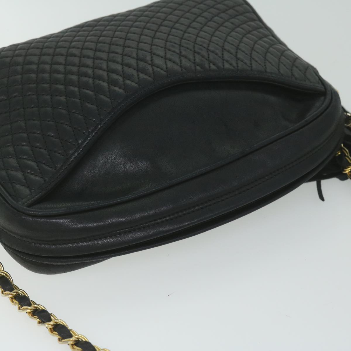 BALLY Quilted Chain Shoulder Bag Leather Black Auth fm2991