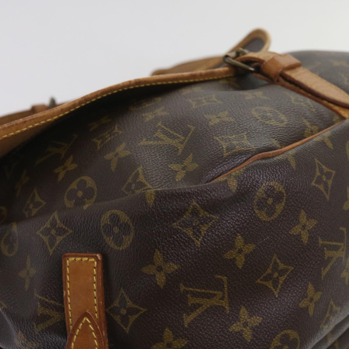 LOUIS VUITTON Monogram Saumur 35 Shoulder Bag M42254 LV Auth fm3127