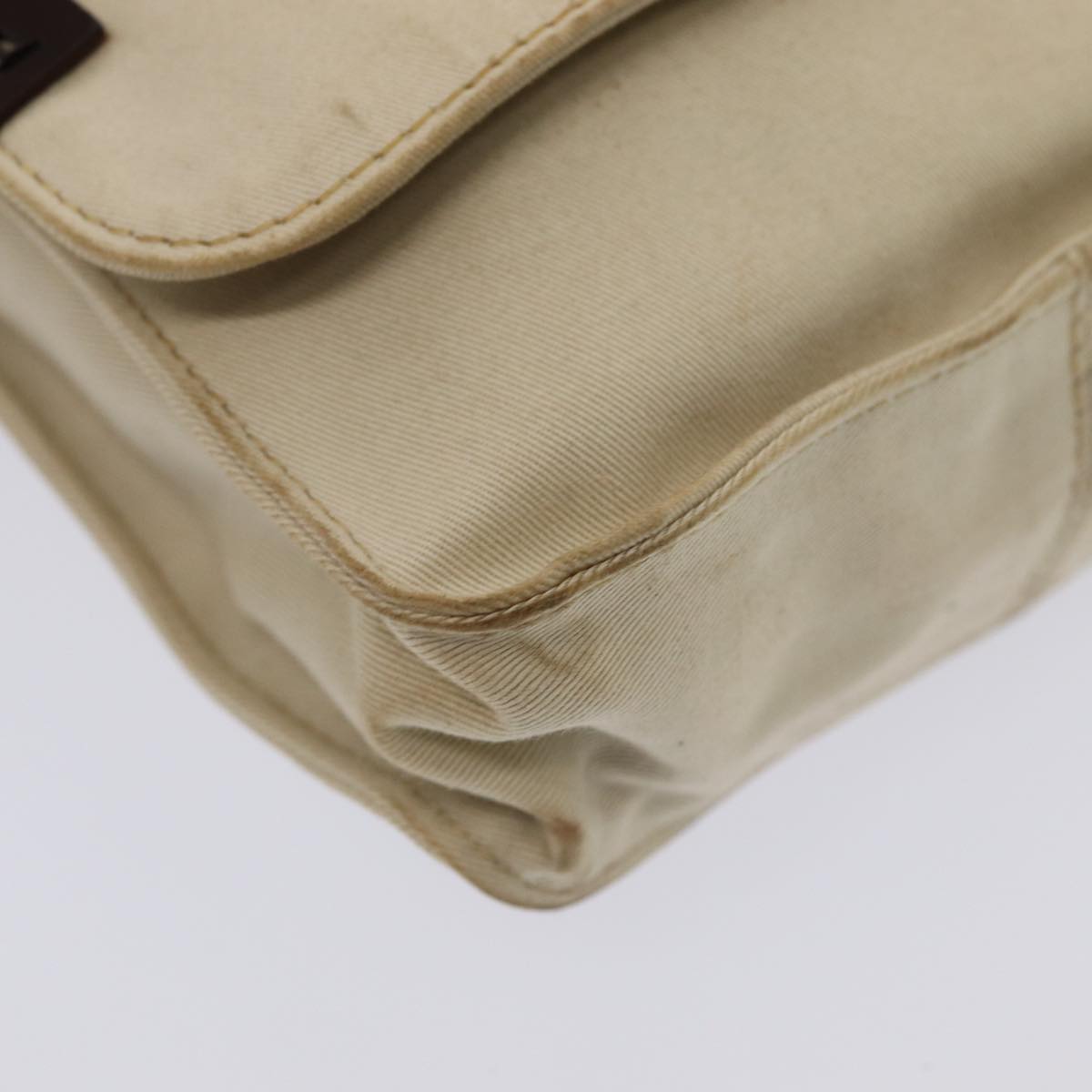 FENDI Canvas Shoulder Bag Beige Auth fm3657