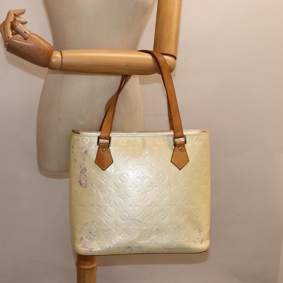 LOUIS VUITTON Monogram Vernis Houston Hand Bag Perle M91342 LV Auth fm3737