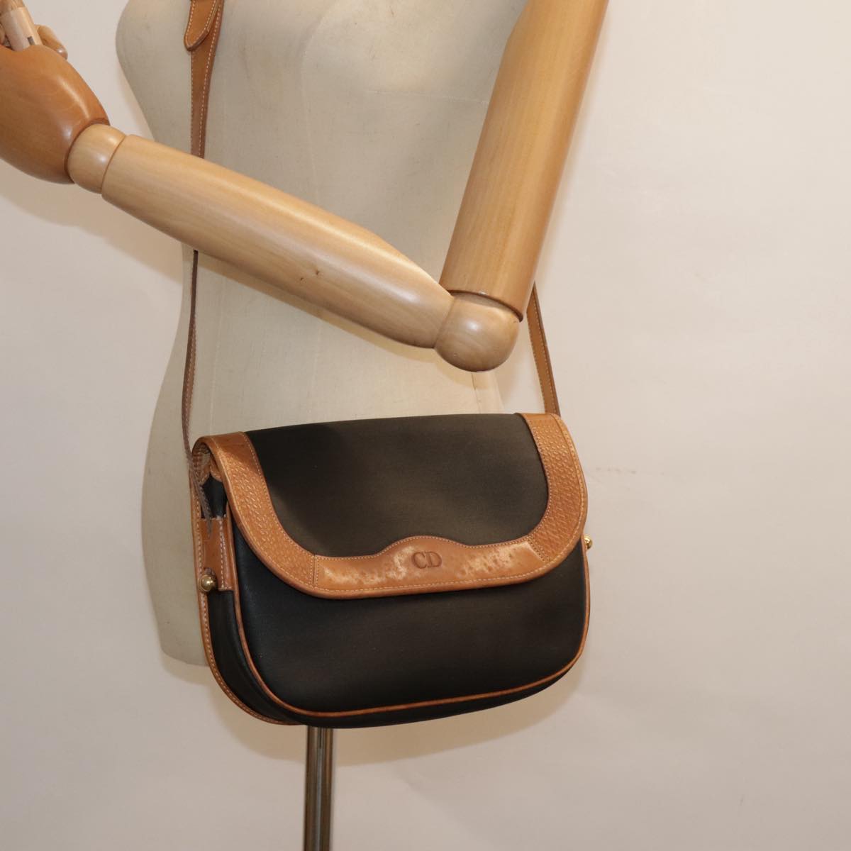 Christian Dior Shoulder Bag PVC Black Gold Auth fm3859