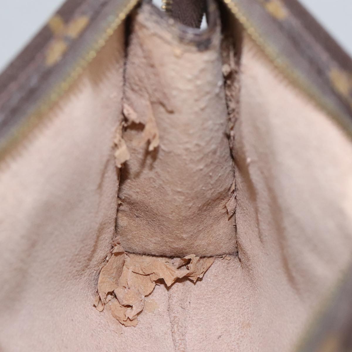 LOUIS VUITTON Monogram Poche Toilette 19 Pouch M47544 LV Auth fm4027