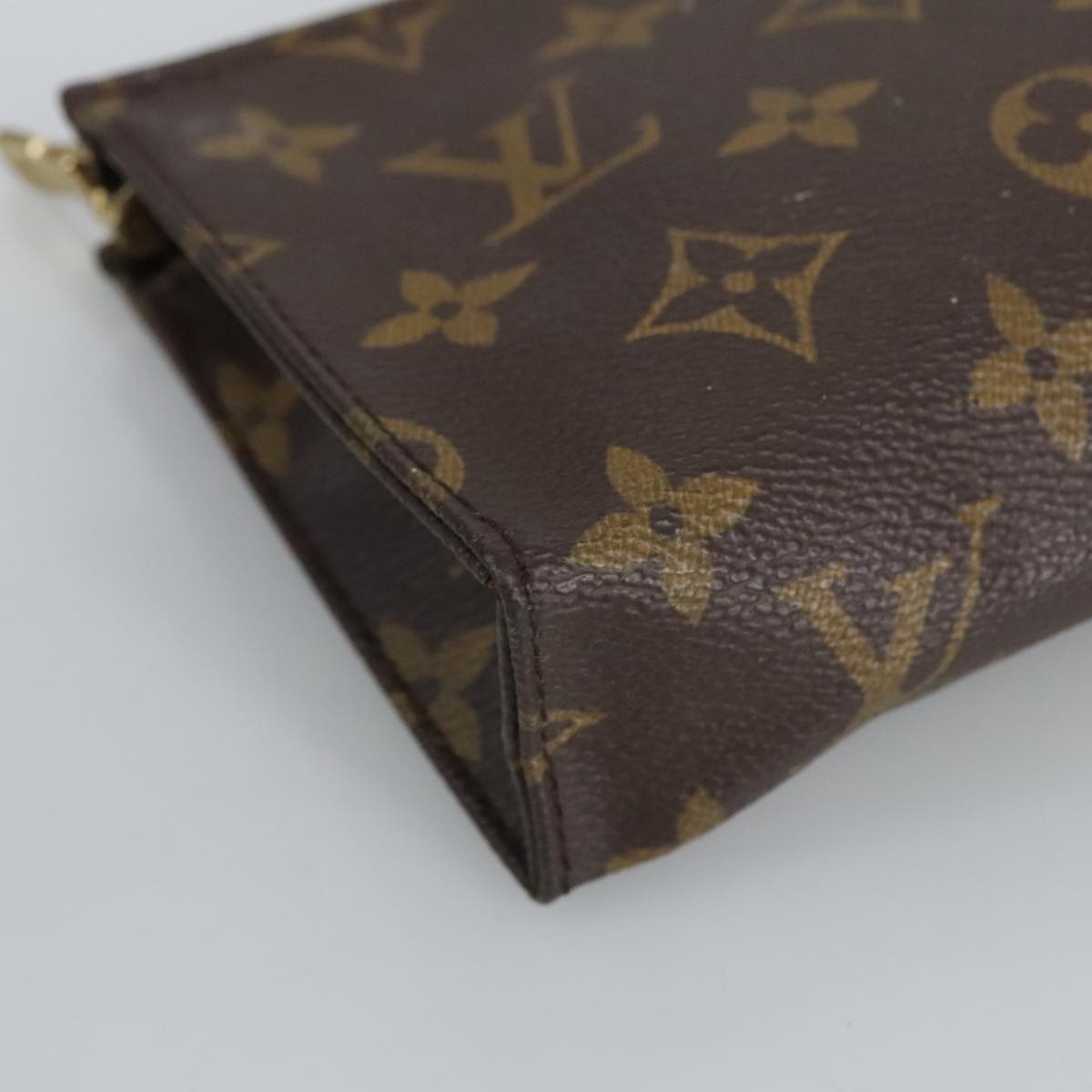 LOUIS VUITTON Monogram Poche Toilette 15 Pouch M47546 LV Auth fm4031