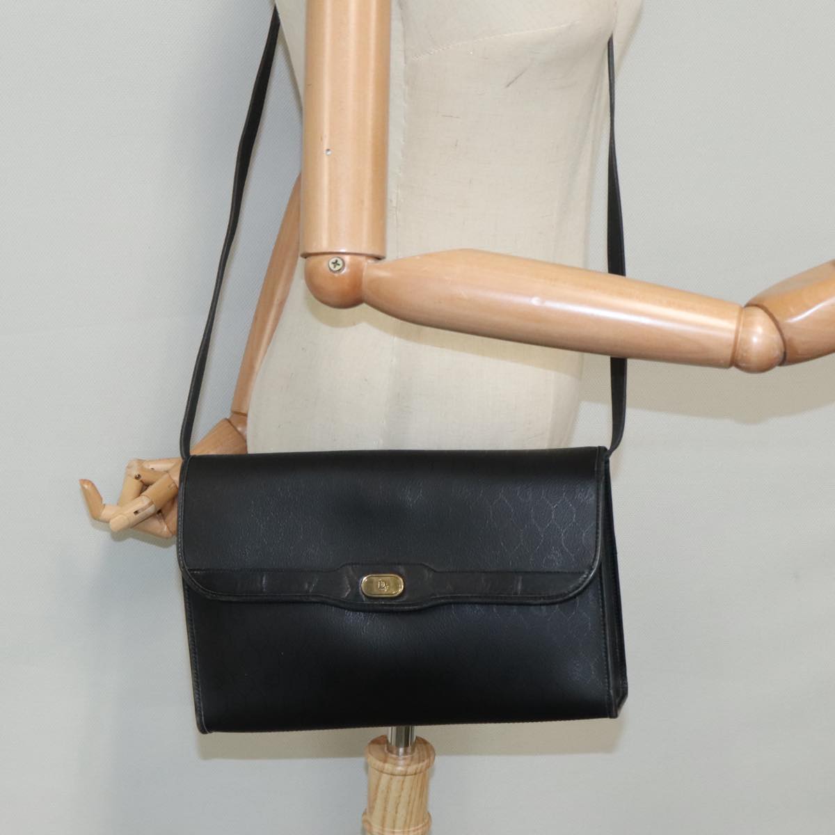 Christian Dior Honeycomb Canvas Shoulder Bag PVC Leather Black Gold Auth fm4057