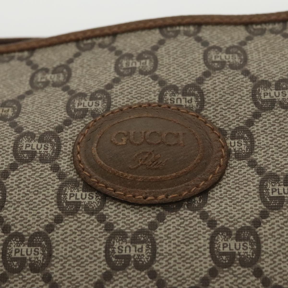 GUCCI GG Plus Supreme Clutch Bag PVC Leather Beige Auth fm4063