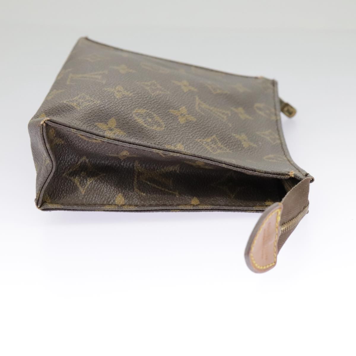 LOUIS VUITTON Monogram Poche Toilette 19 Pouch M47544 LV Auth fm4089