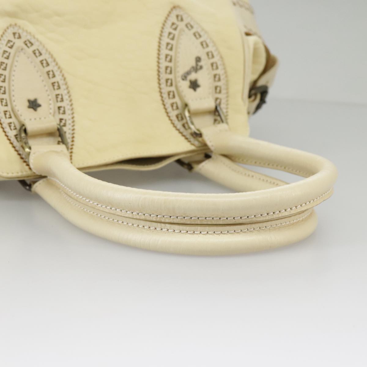 FENDI Hand Bag Leather Cream Auth fm4097