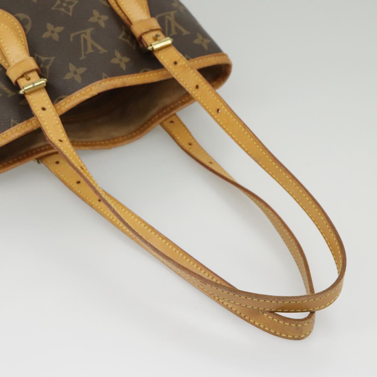 LOUIS VUITTON Monogram Bucket PM Shoulder Bag M42238 LV Auth fm4122