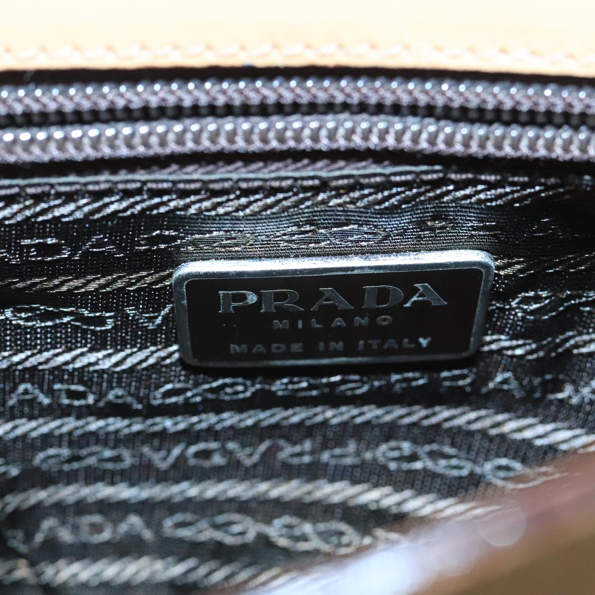 PRADA Waist bag Leather Beige Auth fm4140