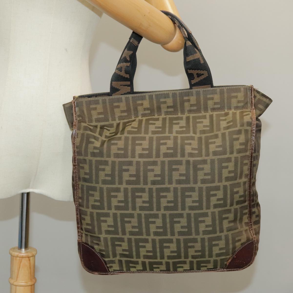 FENDI Zucca Canvas Tote Bag Brown Black Auth fm4146