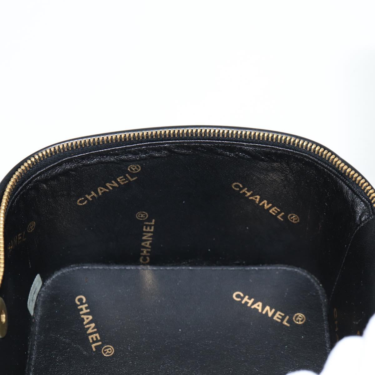 CHANEL Matelasse Vanity Hand Bag Patent leather Black Gold CC Auth fm4820V