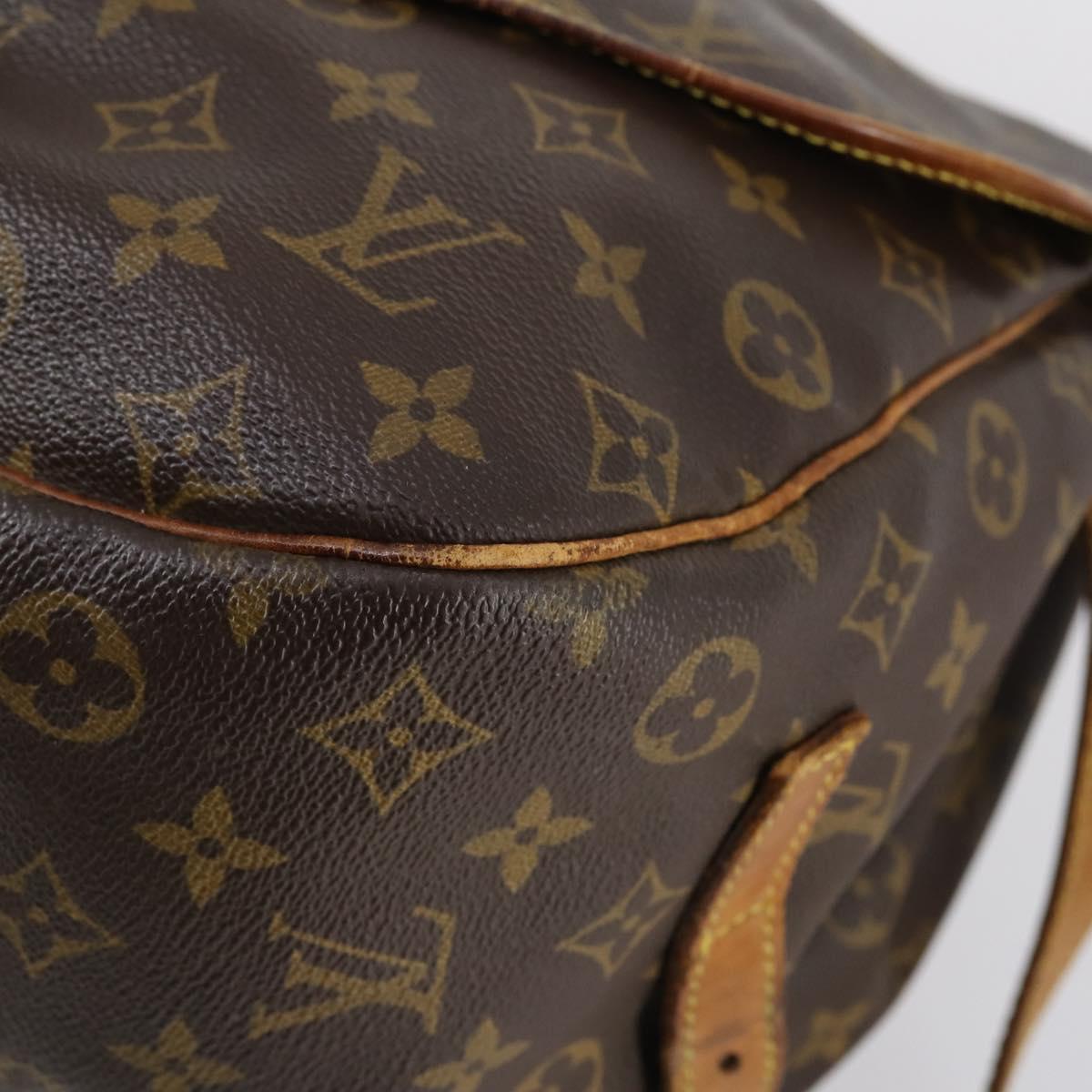 LOUIS VUITTON Monogram Saumur 35 Shoulder Bag M42254 LV Auth fm4858