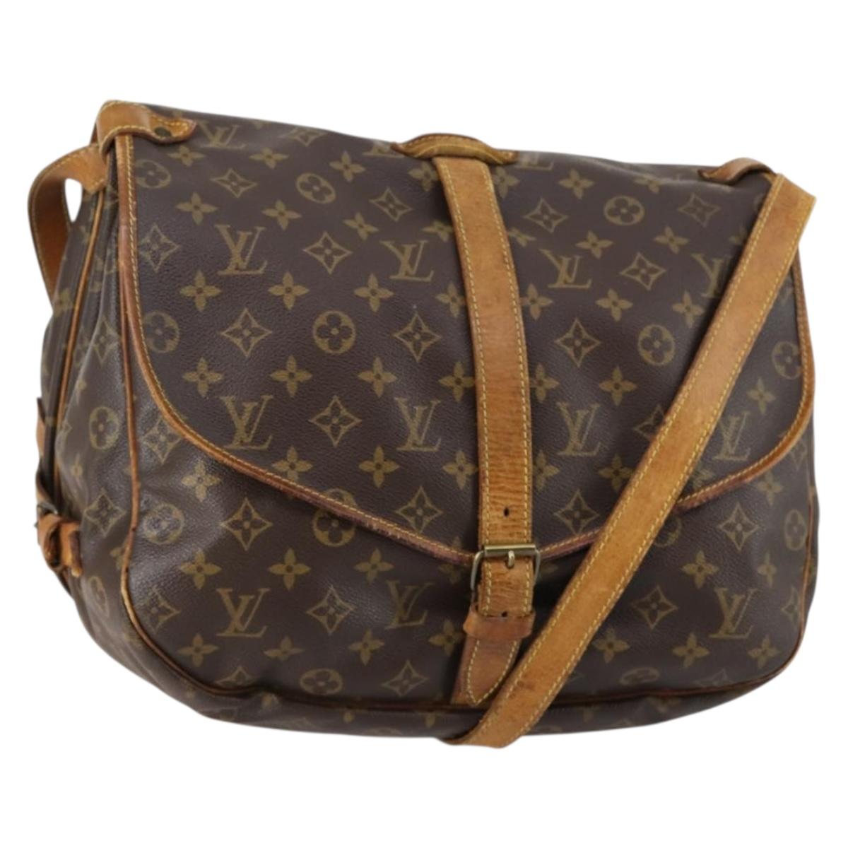 LOUIS VUITTON Monogram Saumur 35 Shoulder Bag M42254 LV Auth fm4858