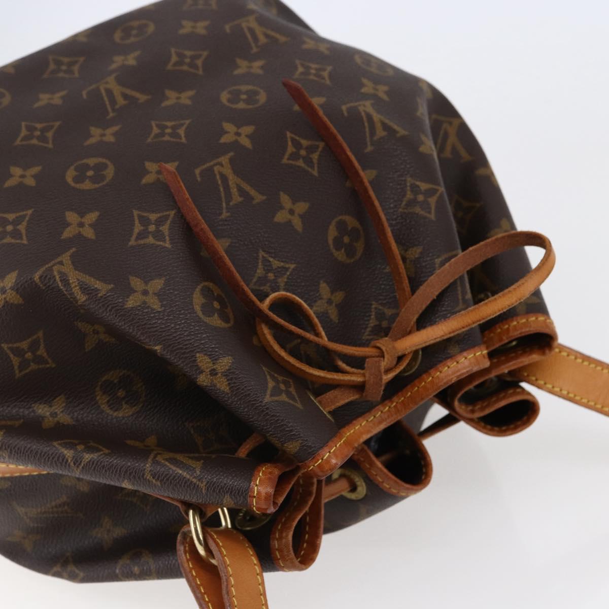 LOUIS VUITTON Monogram Petit Noe Shoulder Bag M42226 LV Auth fm4899
