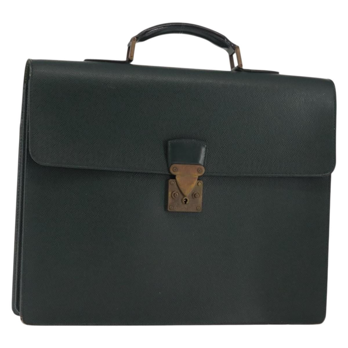 LOUIS VUITTON Taiga Serviette Moskova Business Bag Epicea M30034 LV Auth fm4903