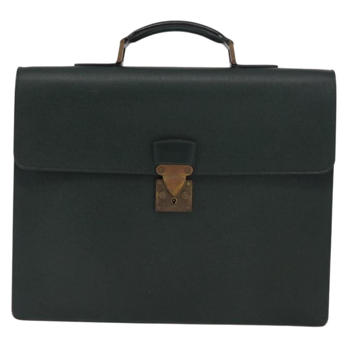 LOUIS VUITTON Taiga Serviette Moskova Business Bag Epicea M30034 LV Auth fm4903