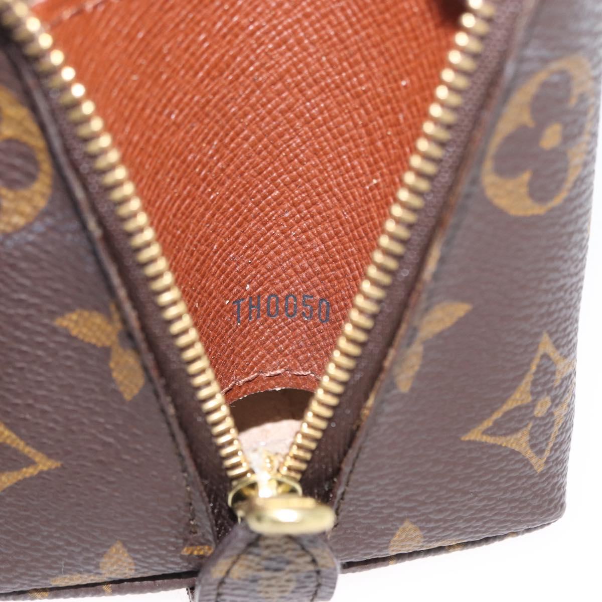 LOUIS VUITTON Monogram Trousse Demi Ronde Cosmetic Pouch M47520 LV Auth fm4949