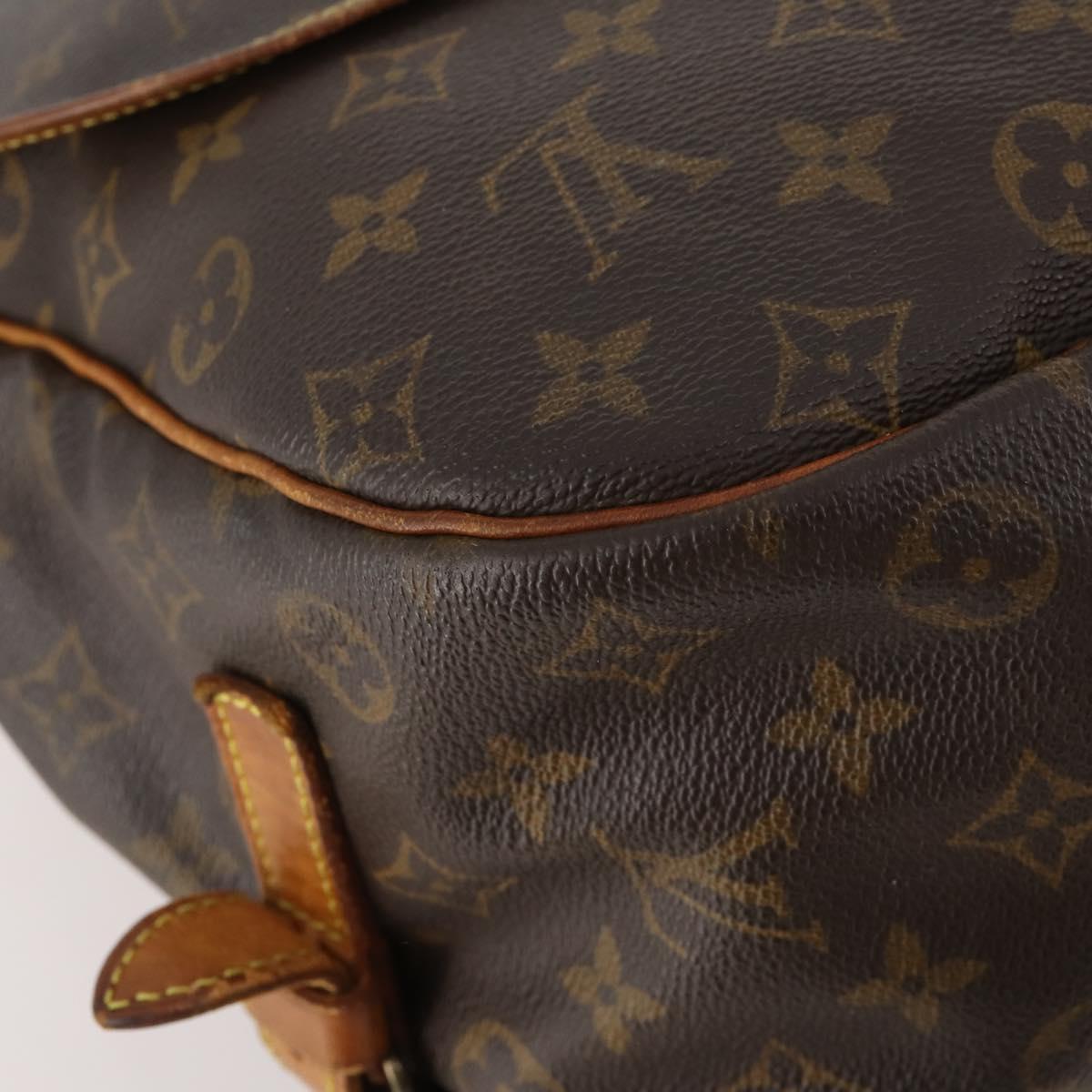 LOUIS VUITTON Monogram Saumur 35 Shoulder Bag M42254 LV Auth fm5198