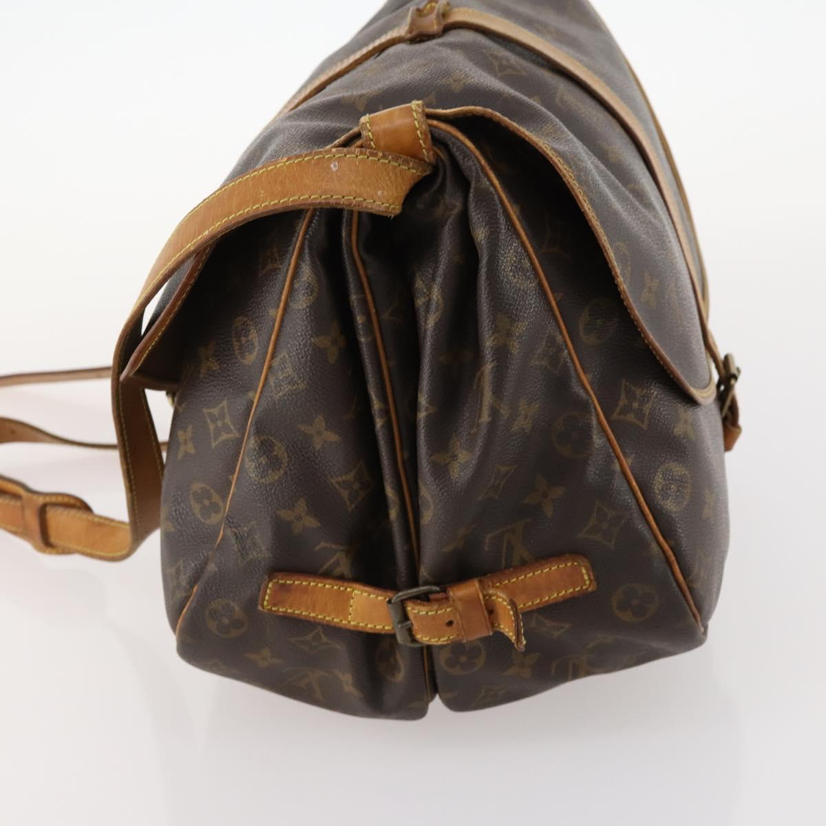 LOUIS VUITTON Monogram Saumur 35 Shoulder Bag M42254 LV Auth fm5198