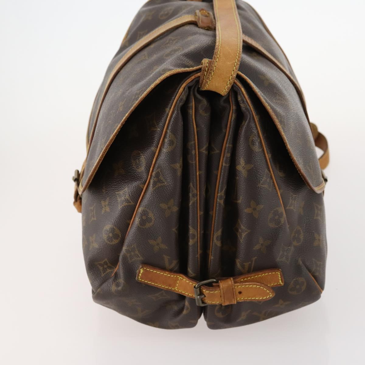 LOUIS VUITTON Monogram Saumur 35 Shoulder Bag M42254 LV Auth fm5198