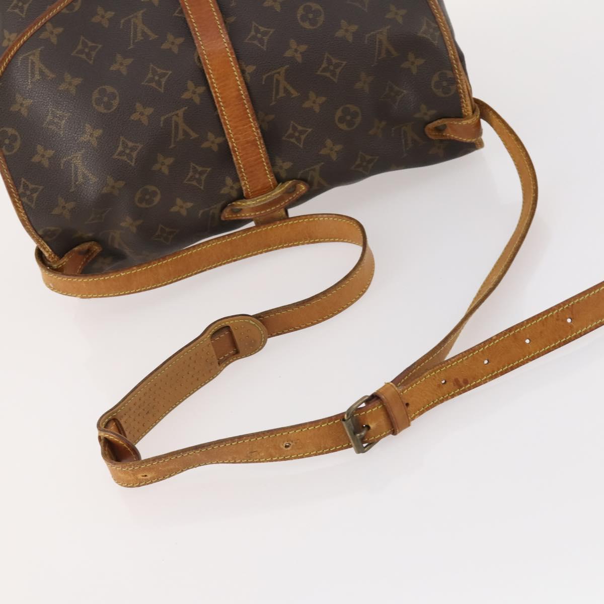 LOUIS VUITTON Monogram Saumur 35 Shoulder Bag M42254 LV Auth fm5198