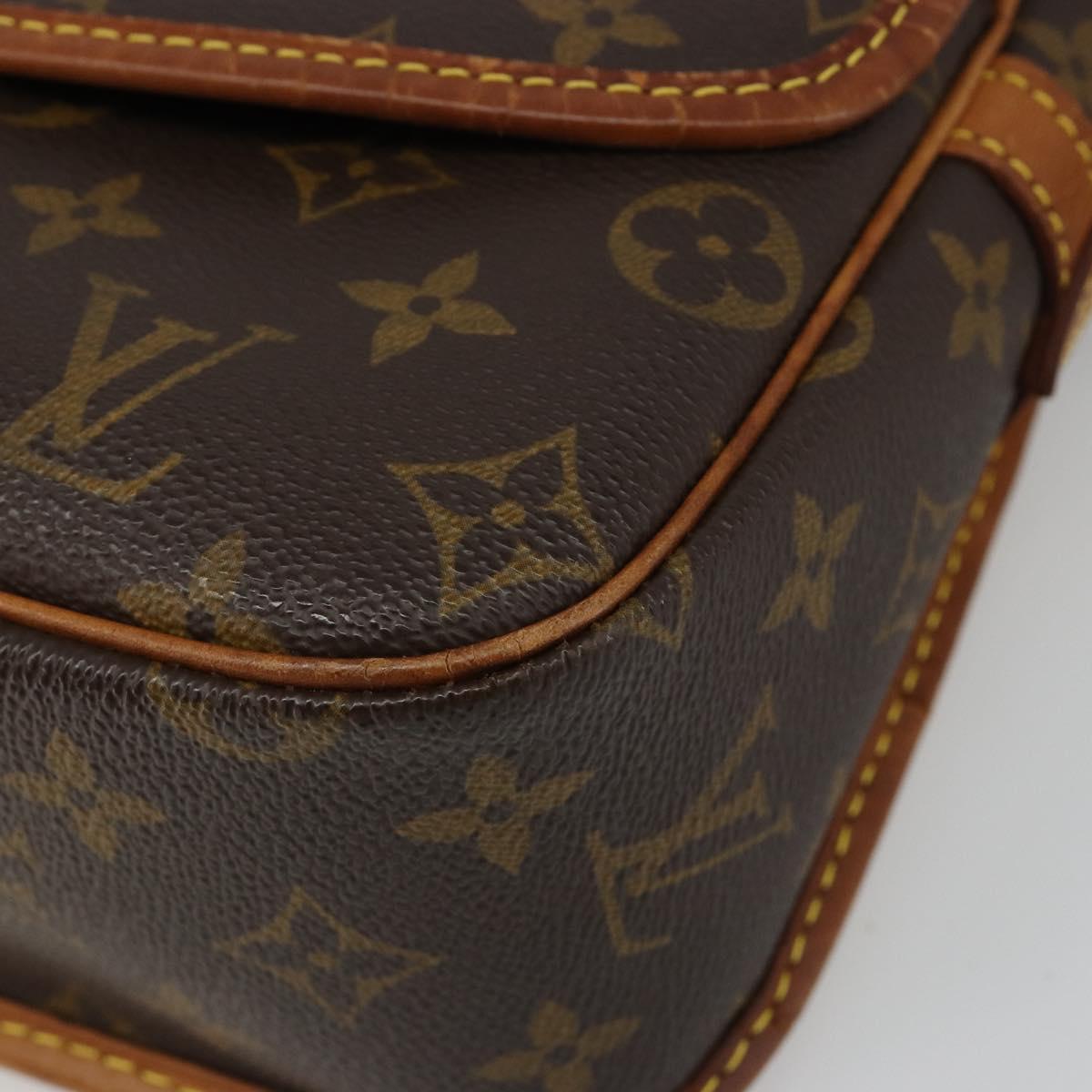 LOUIS VUITTON Monogram Sologne Shoulder Bag M42250 LV Auth fm5361