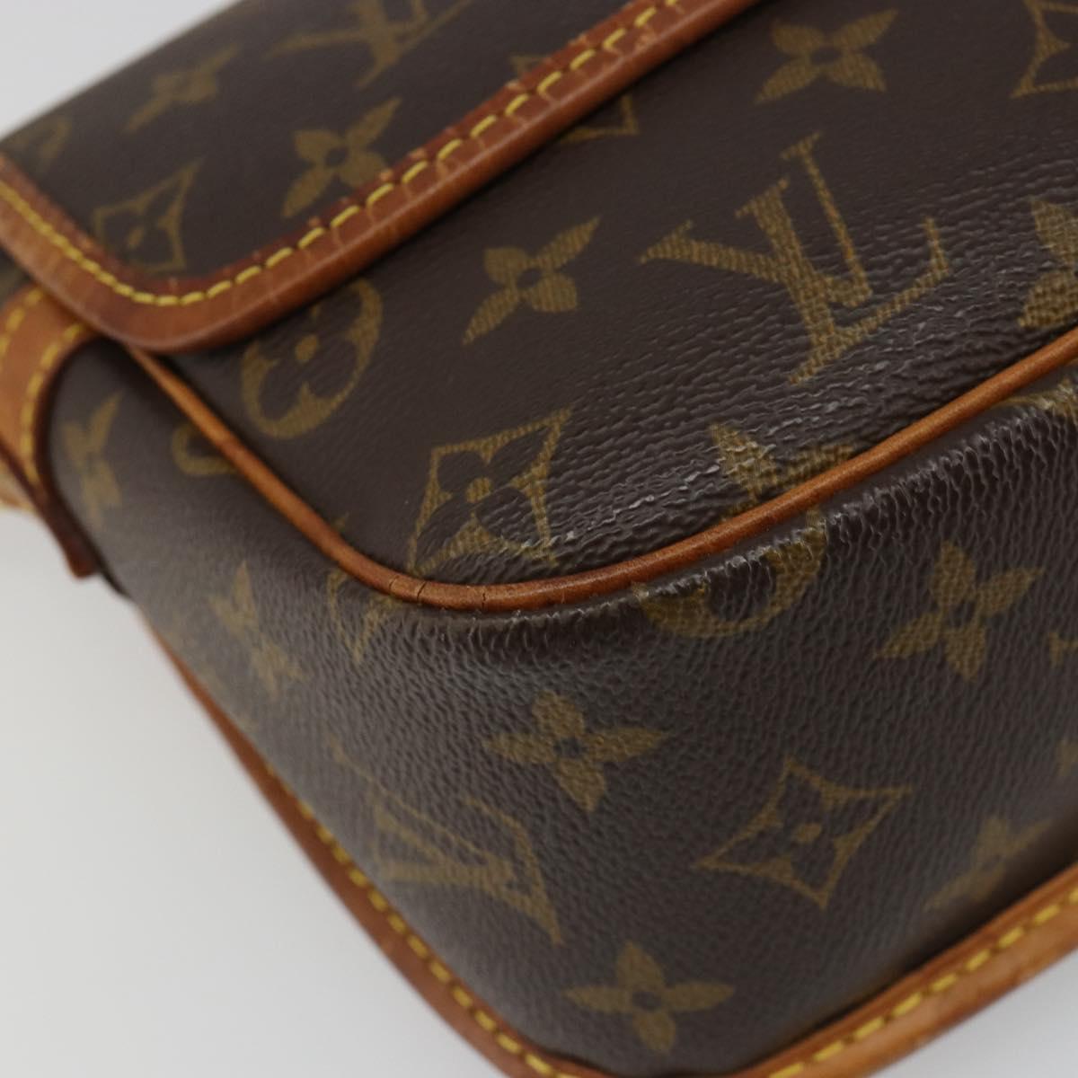 LOUIS VUITTON Monogram Sologne Shoulder Bag M42250 LV Auth fm5361