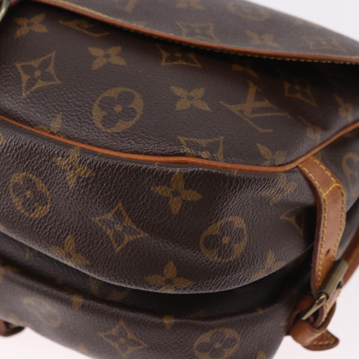 LOUIS VUITTON Monogram Saumur 30 Shoulder Bag M42256 LV Auth fm5380