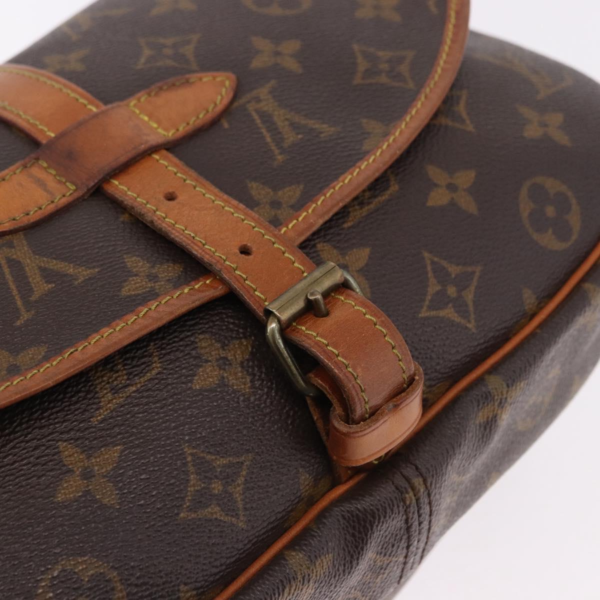 LOUIS VUITTON Monogram Saumur 30 Shoulder Bag M42256 LV Auth fm5380