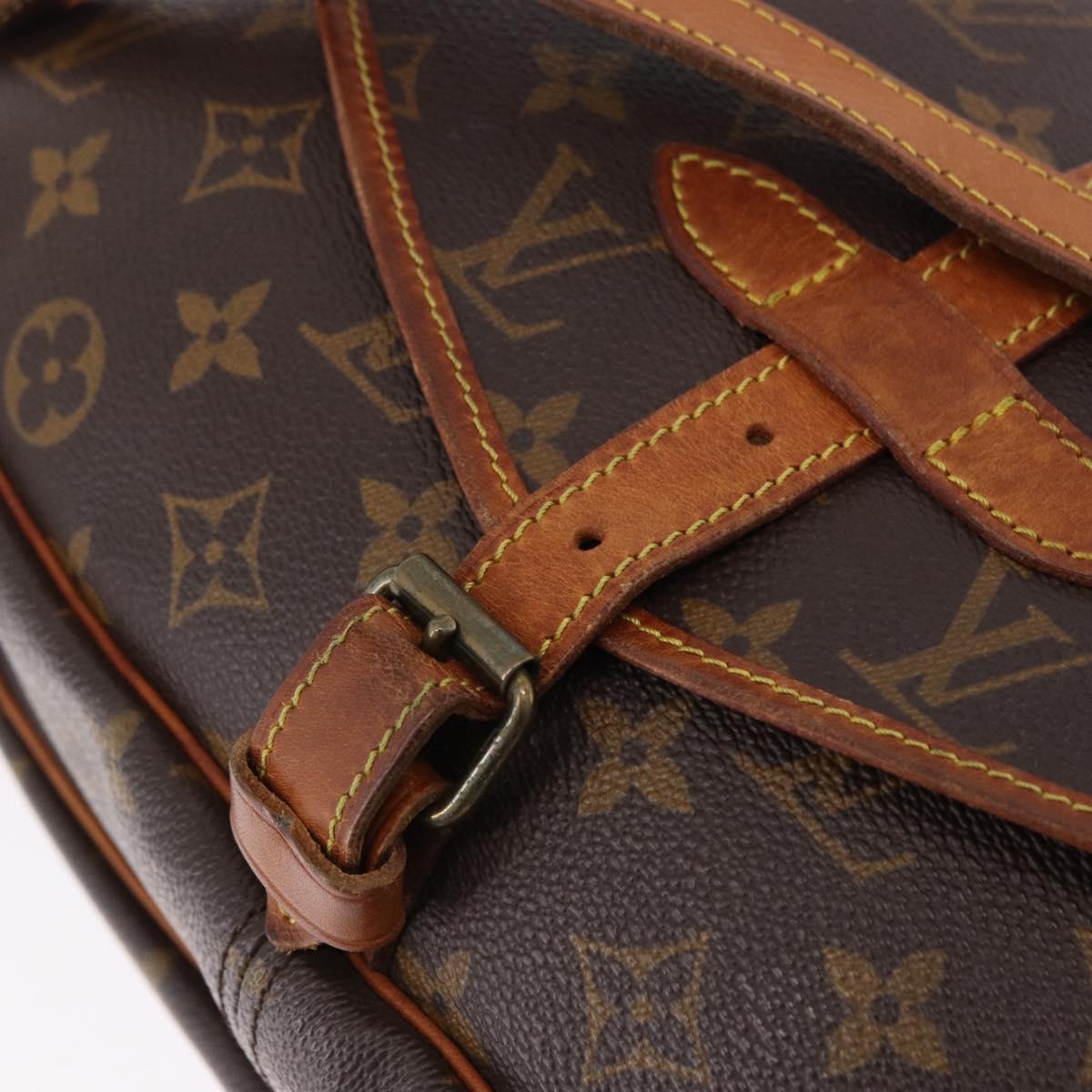 LOUIS VUITTON Monogram Saumur 30 Shoulder Bag M42256 LV Auth fm5380