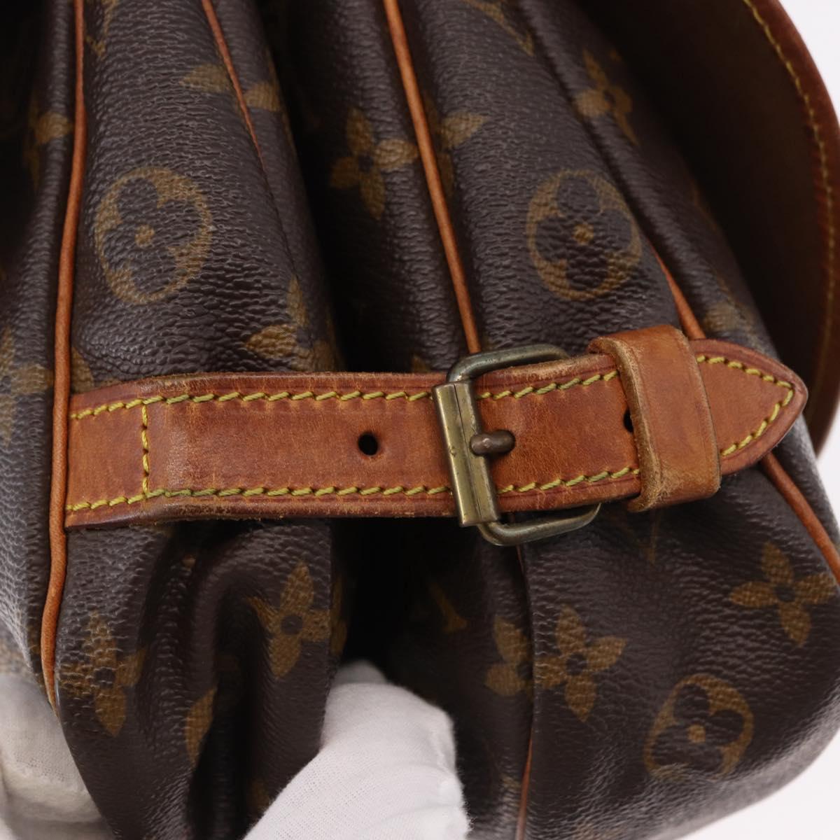 LOUIS VUITTON Monogram Saumur 30 Shoulder Bag M42256 LV Auth fm5380