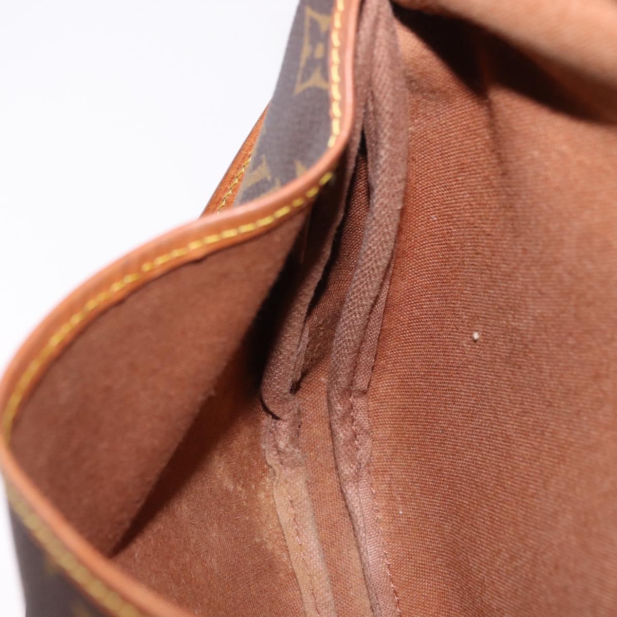 LOUIS VUITTON Monogram Saumur 30 Shoulder Bag M42256 LV Auth fm5380