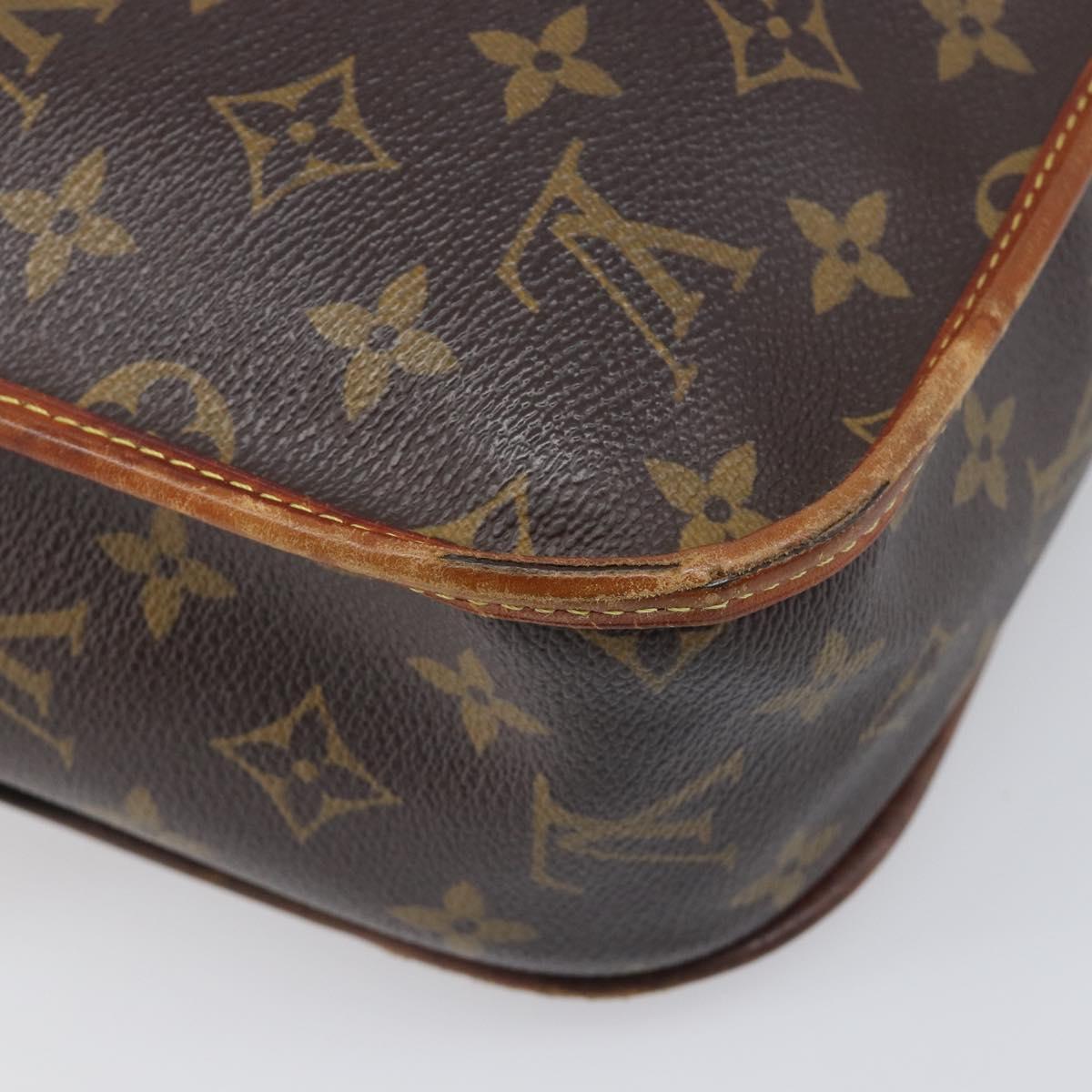 LOUIS VUITTON Monogram Messenger Bosphore PM Shoulder Bag M40106 LV Auth fm5433