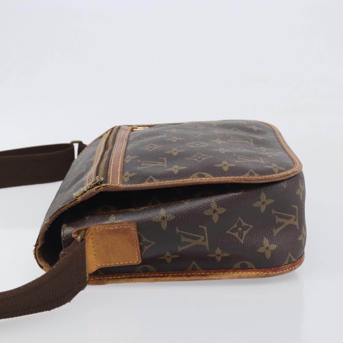 LOUIS VUITTON Monogram Messenger Bosphore PM Shoulder Bag M40106 LV Auth fm5433