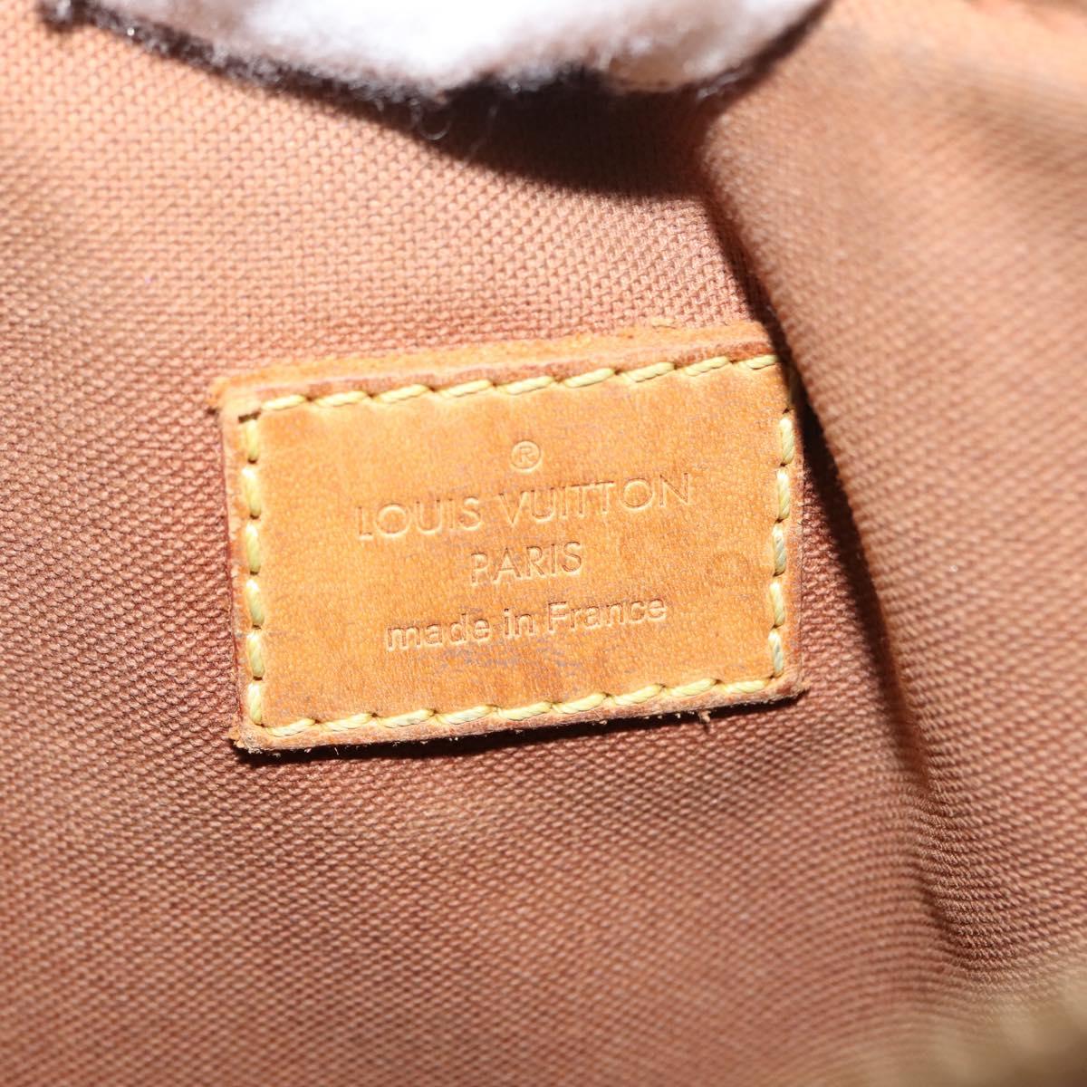 LOUIS VUITTON Monogram Pochette Bosphore Shoulder Bag M40044 LV Auth gh1019