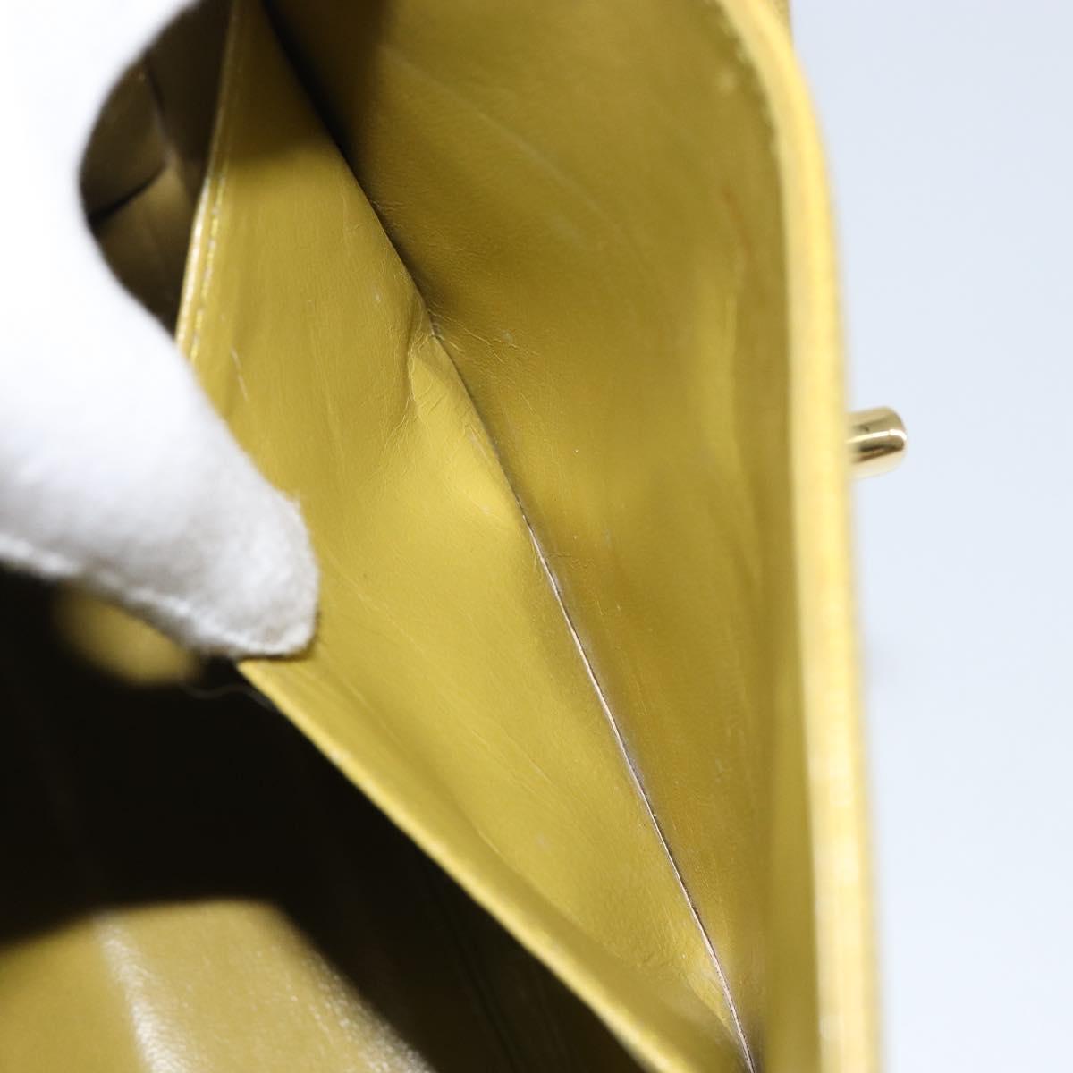 CHANEL Twist Shoulder Bag Caviar Skin Green Gold CC Auth gh1064