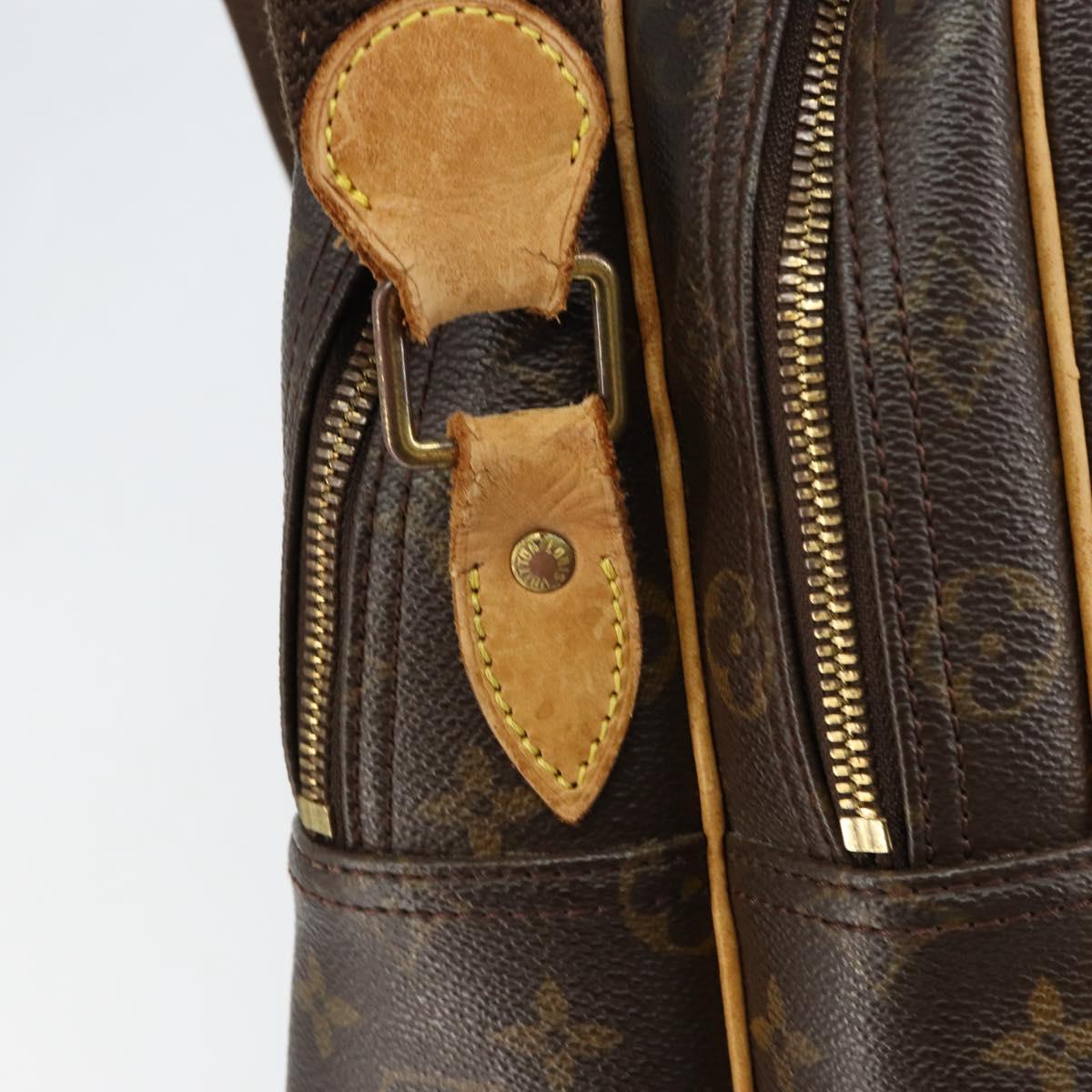 LOUIS VUITTON Monogram Reporter GM Shoulder Bag M45252 LV Auth gh1218