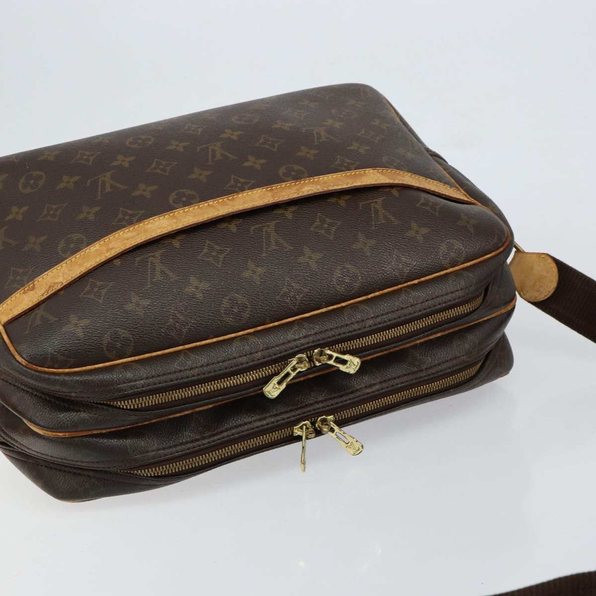 LOUIS VUITTON Monogram Reporter GM Shoulder Bag M45252 LV Auth gh1218